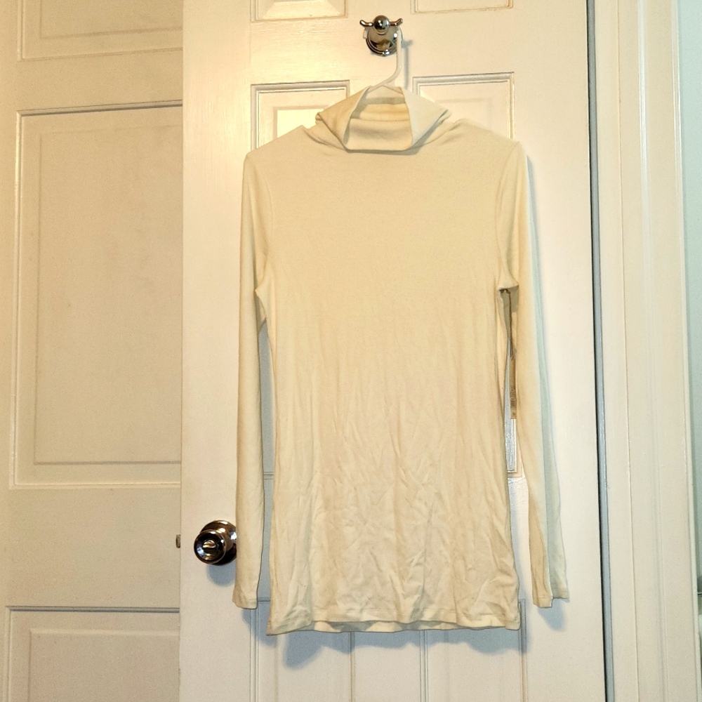 Nwt white long sleeve